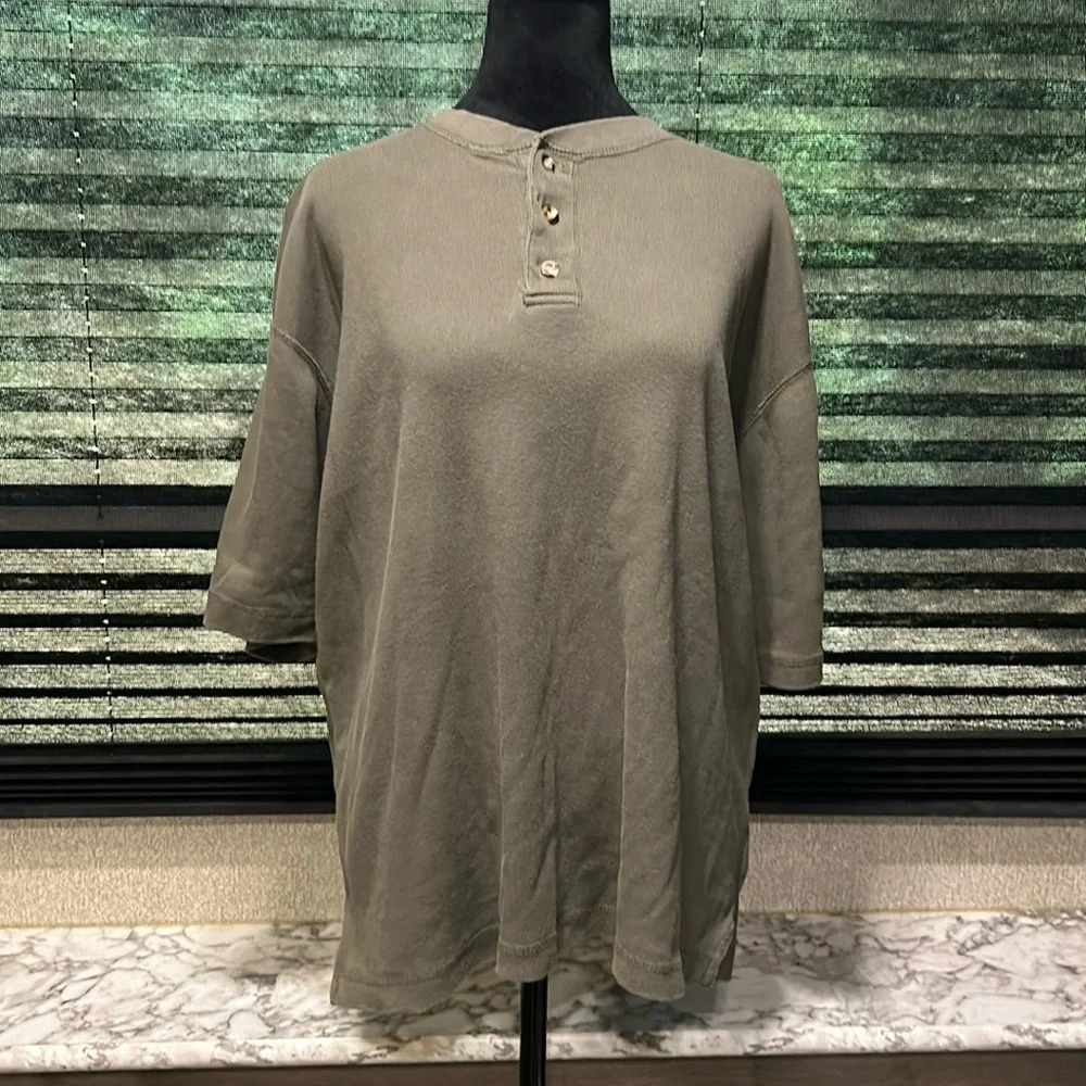 Basic Editions Men’s 100% Cotton Olive Green Henley Short Sleeve Tee Large
